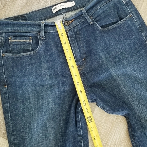 Levi's Women's 515 Bootcut Straight Leg Denim Jean's sz 10 Stretch EUC Blue Wash - Picture 12 of 16